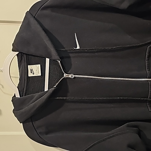 Womens medium oversized black NIKE zip up hoodie. - Picture 2 of 5